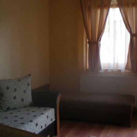 Tornacos Apartmanhaz Apartment Sarospatak Ngoại thất bức ảnh